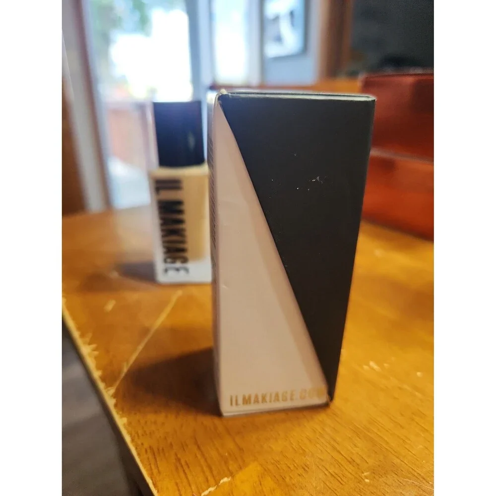 IL MAKIAGE Woke Up Like This Flawless Base Foundation Color 40